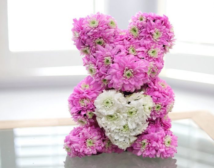 graduation flowers with bear